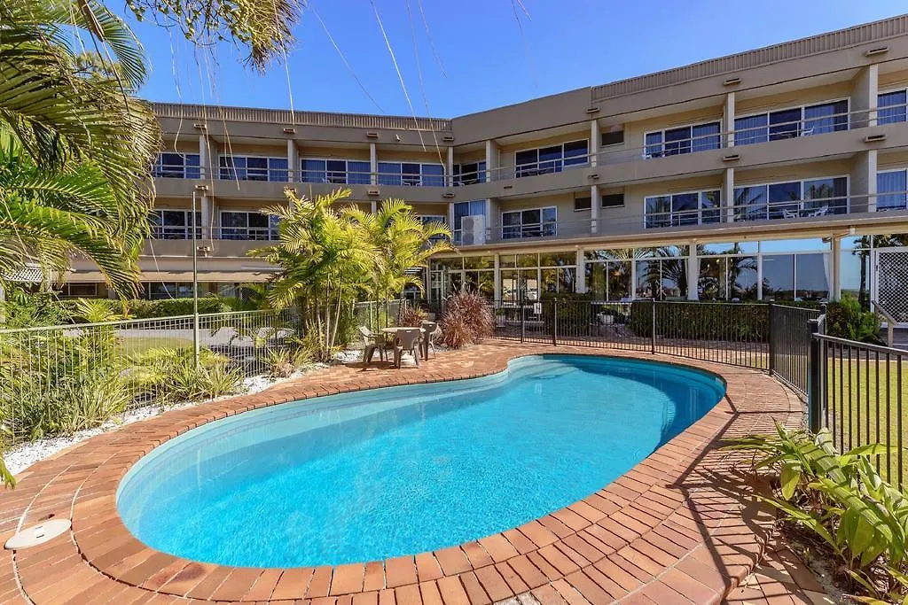 Camelot Motel Gladstone 3*,  Australia