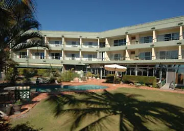 Camelot Motel Gladstone 3*,  Australia
