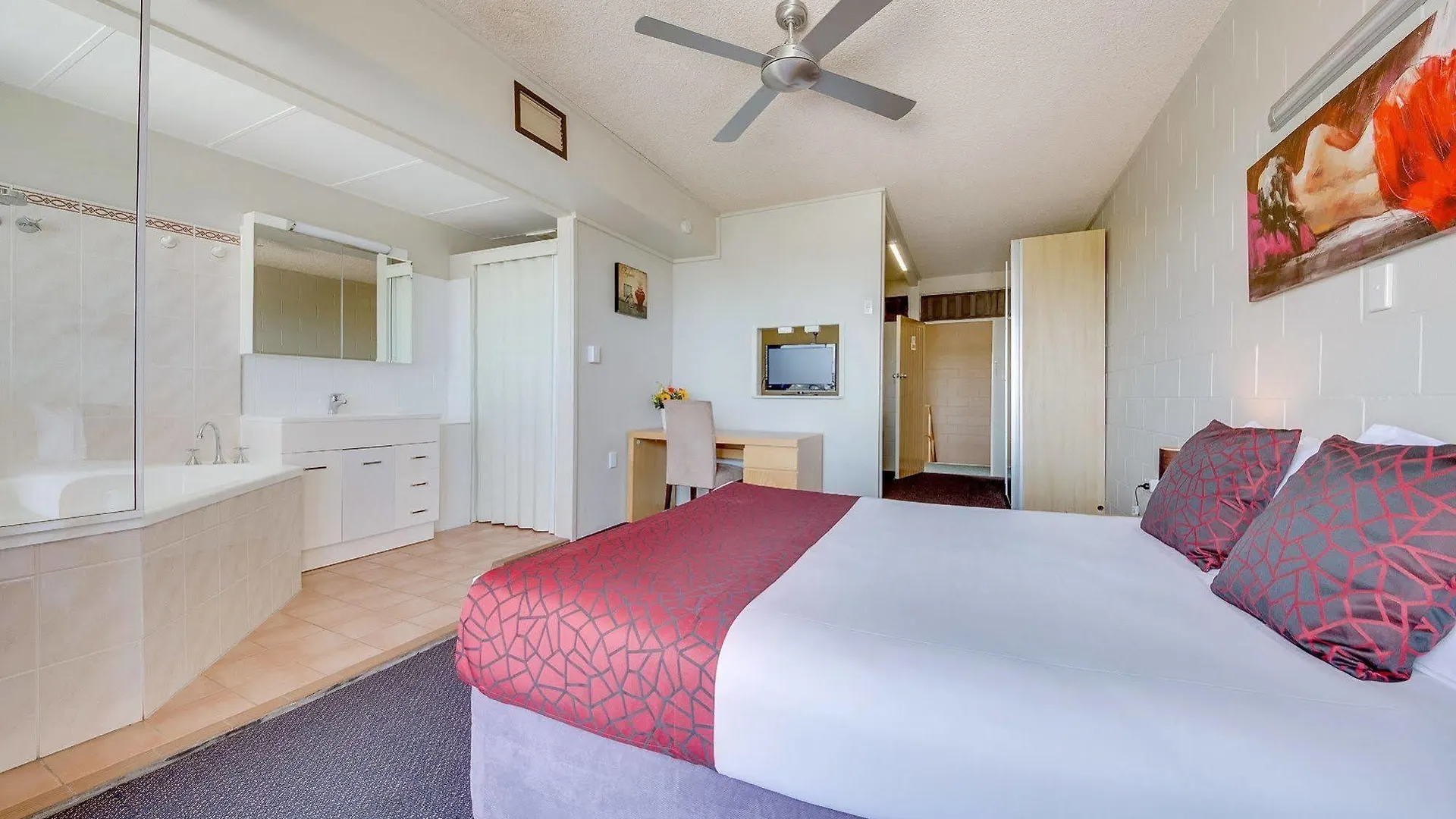 Camelot Motel Gladstone Australia