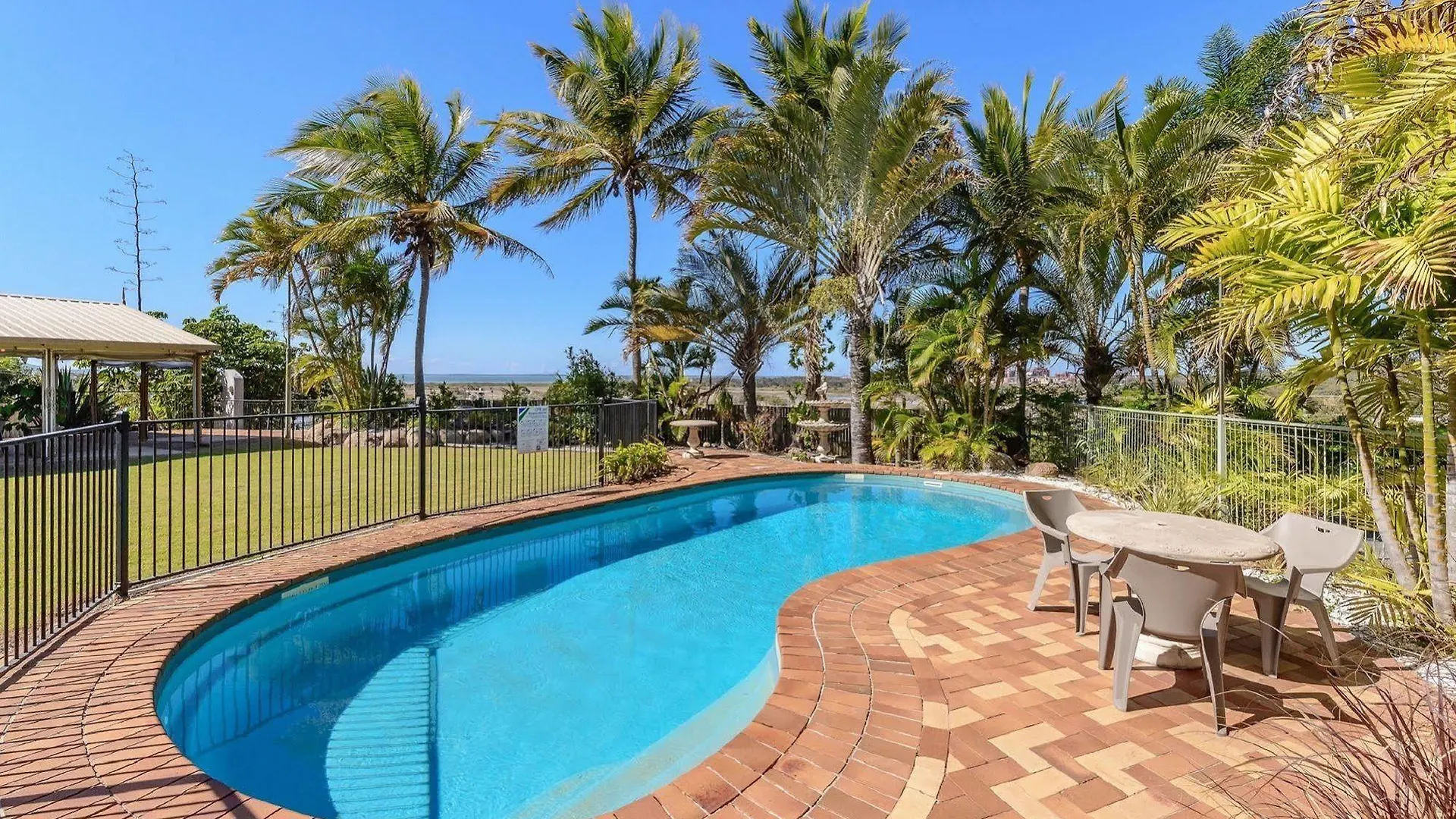 Camelot Motel Gladstone Australia